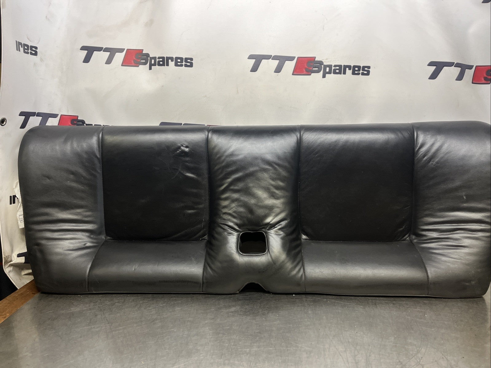 AUDI TT MK1 8N COUPE REAR INTERIOR BLACK LEATHER BACK BENCH SEAT 8N8885031R