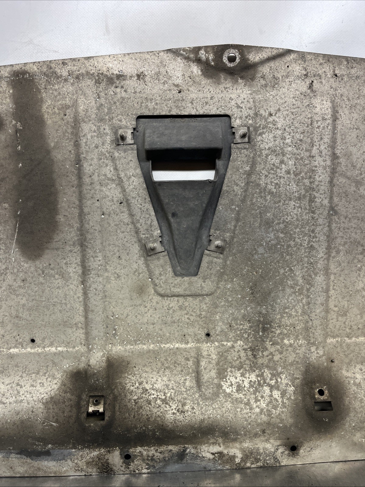 AUDI TT MK2 ROADSTER ALUMINIUM UNDERTRAY /SHIELD CONVERTIBLE 8J7825238 06-14