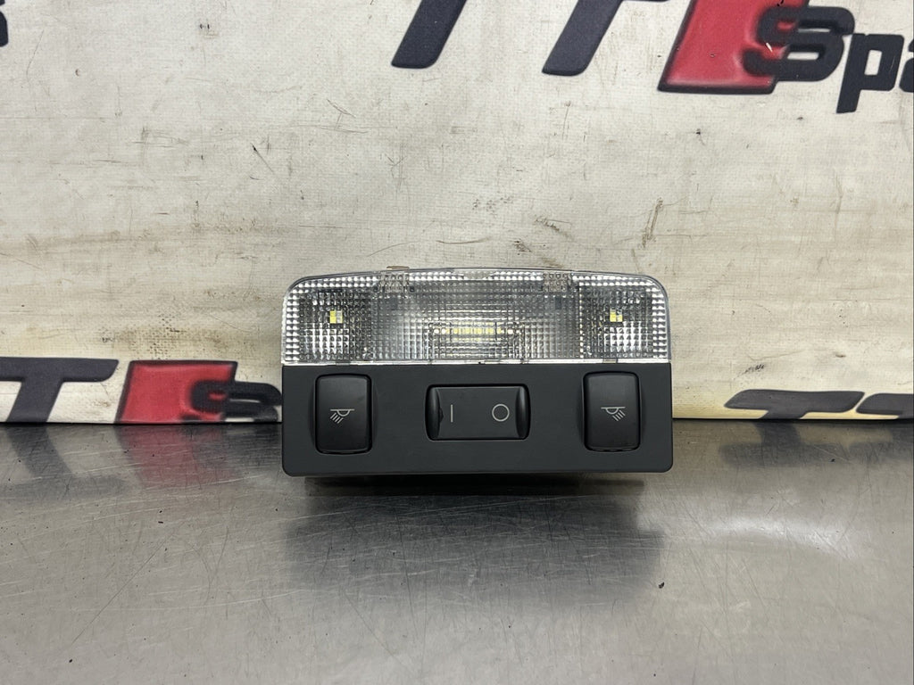AUDI TT MK1 8N INTERIOR ROOF LIGHT 8N8947111