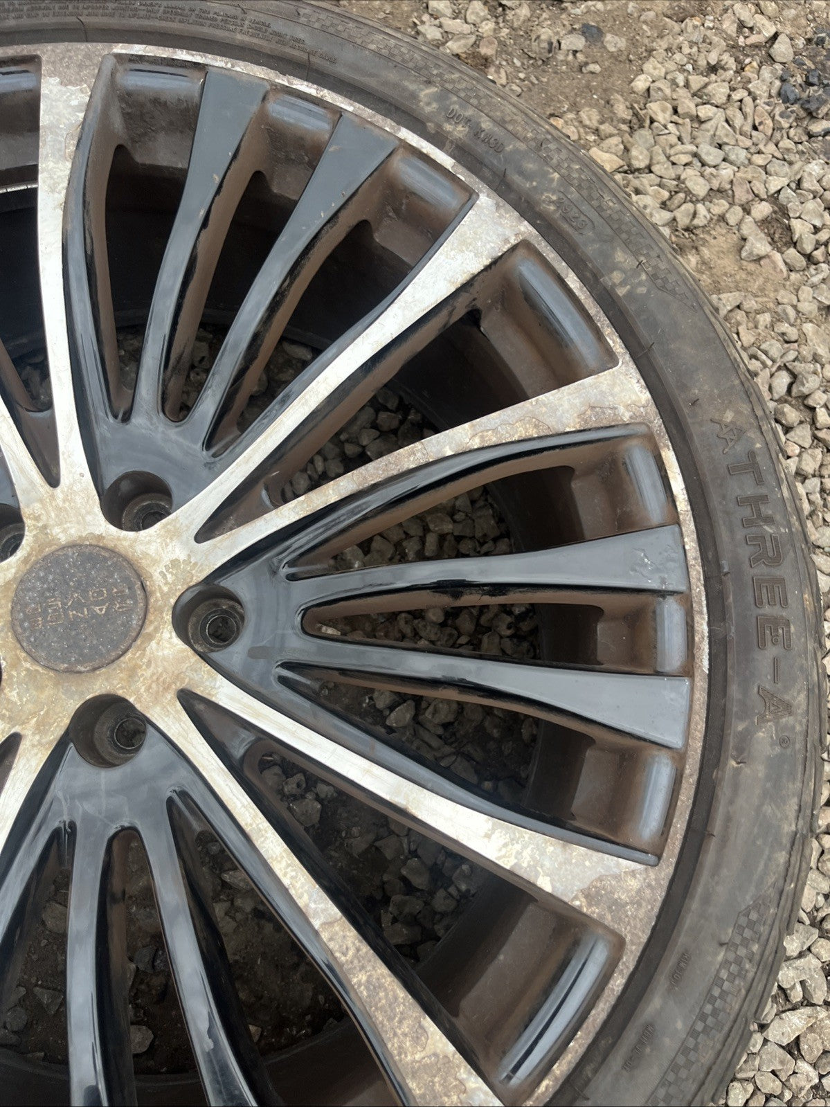 NON GENUINE 22" RANGE ROVER SPORT SVR ALLOY WHEEL