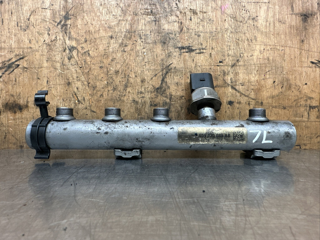059130089AB VOLKSWAGEN TOUAREG Mk1 (7L) Fuel Injection Rail 3.0 TDI BKS