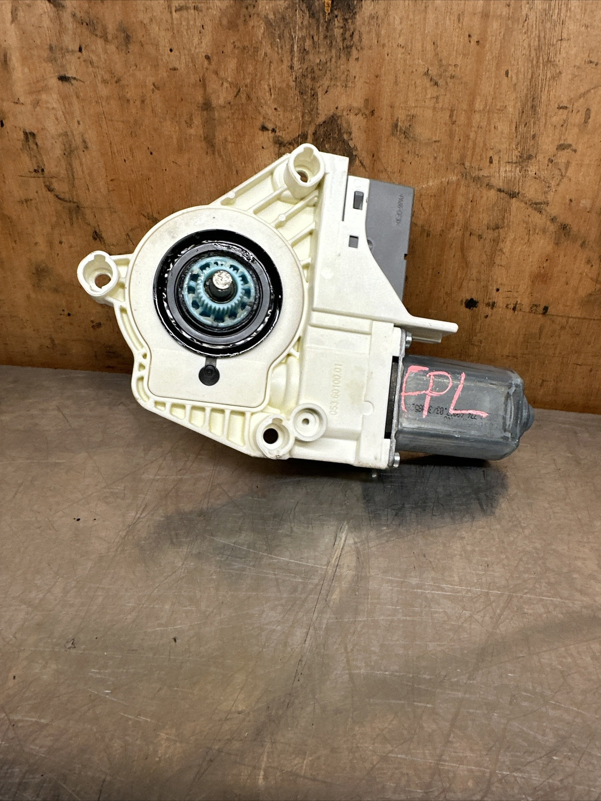 RANGE ROVER SPORT L320 2006 WINDOW MOTOR FRONT LEFT PASSENGER SIDE CUR000150