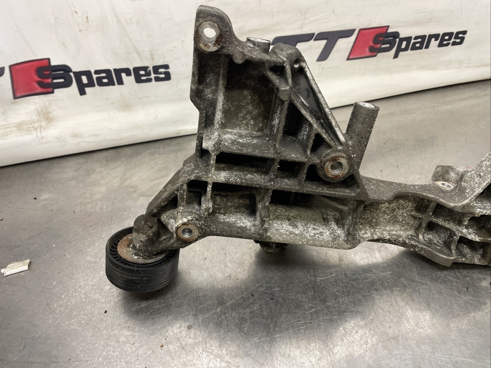 VW GOLF R32 3.2 ALTERNATOR BRACKET AIR CON BRACKET 022260089M 05~10⚡RAPID POST⚡