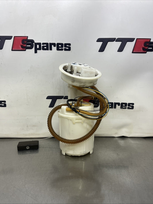 Audi TT Mk1 98-06 QUATTRO☆Electric Fuel Pump☆8L9919051J☆FREE TRACKED P&P 