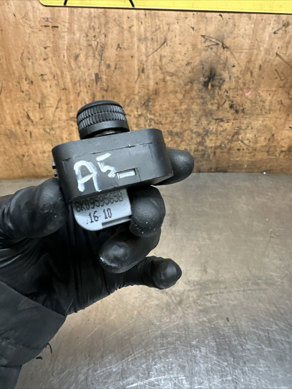 8K0959565B Audi A5 Window Control Switch Right Front  2009 A5 Coupe Door Switch