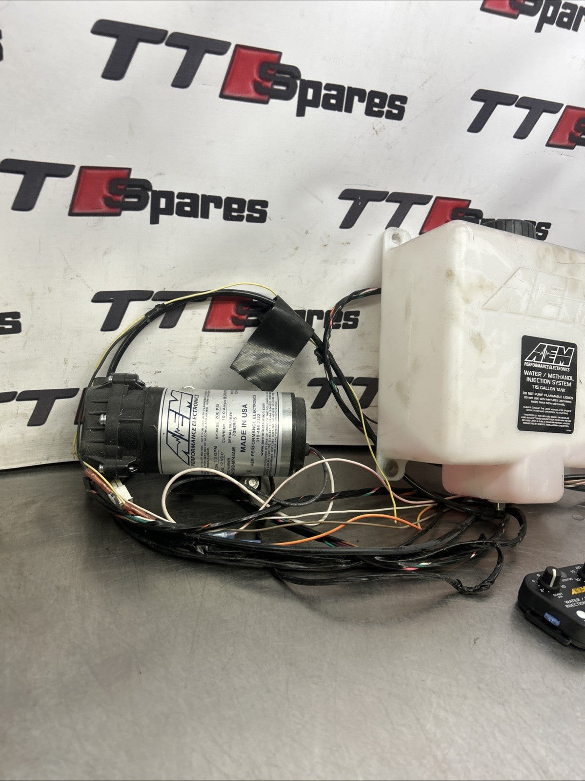 Aem V3 Water / Methanol Injection Kits 1 Gallon Kit 30-3300