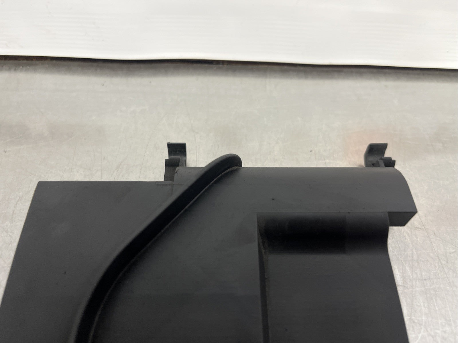OEM Audi TT Mk1 Battery Fuse Holder Tray Cover*Engine Bay*8N7937557*CONVERTIBLE*