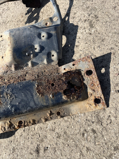 VW T4 TRANSPORTER 2001 1.9 TD FRONT PANEL CRASH BAR HEADLIGHT FRAME