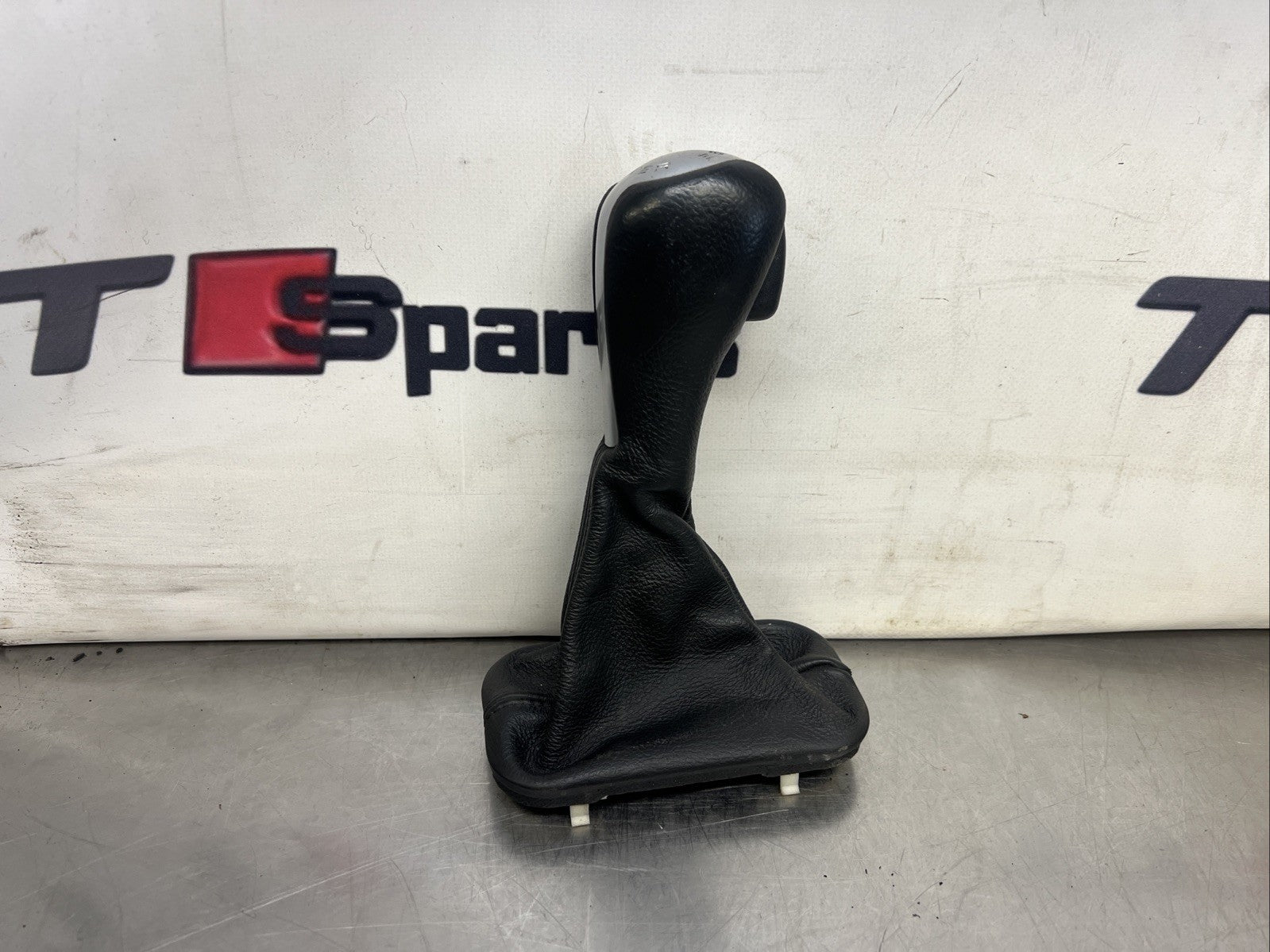 Range Rover L322 Gear Knob And Gaiter Automatic Auto 2002 to 2009