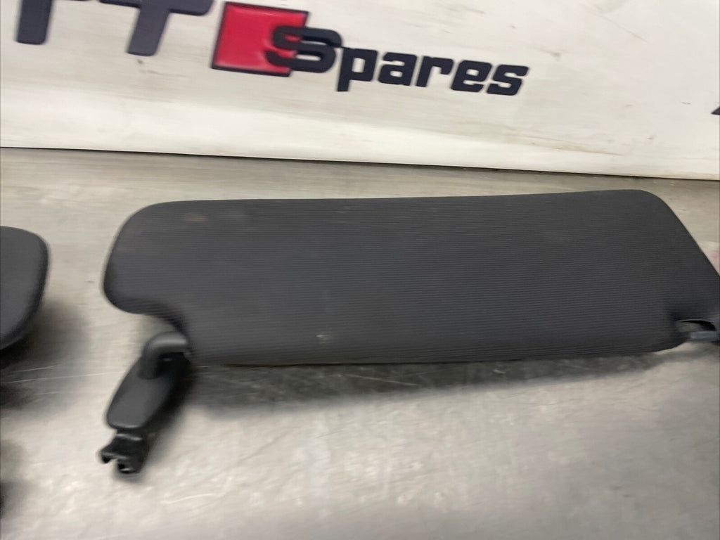 Audi TT Mk1 98-06 Sun Visors Pair Black Mirror Light