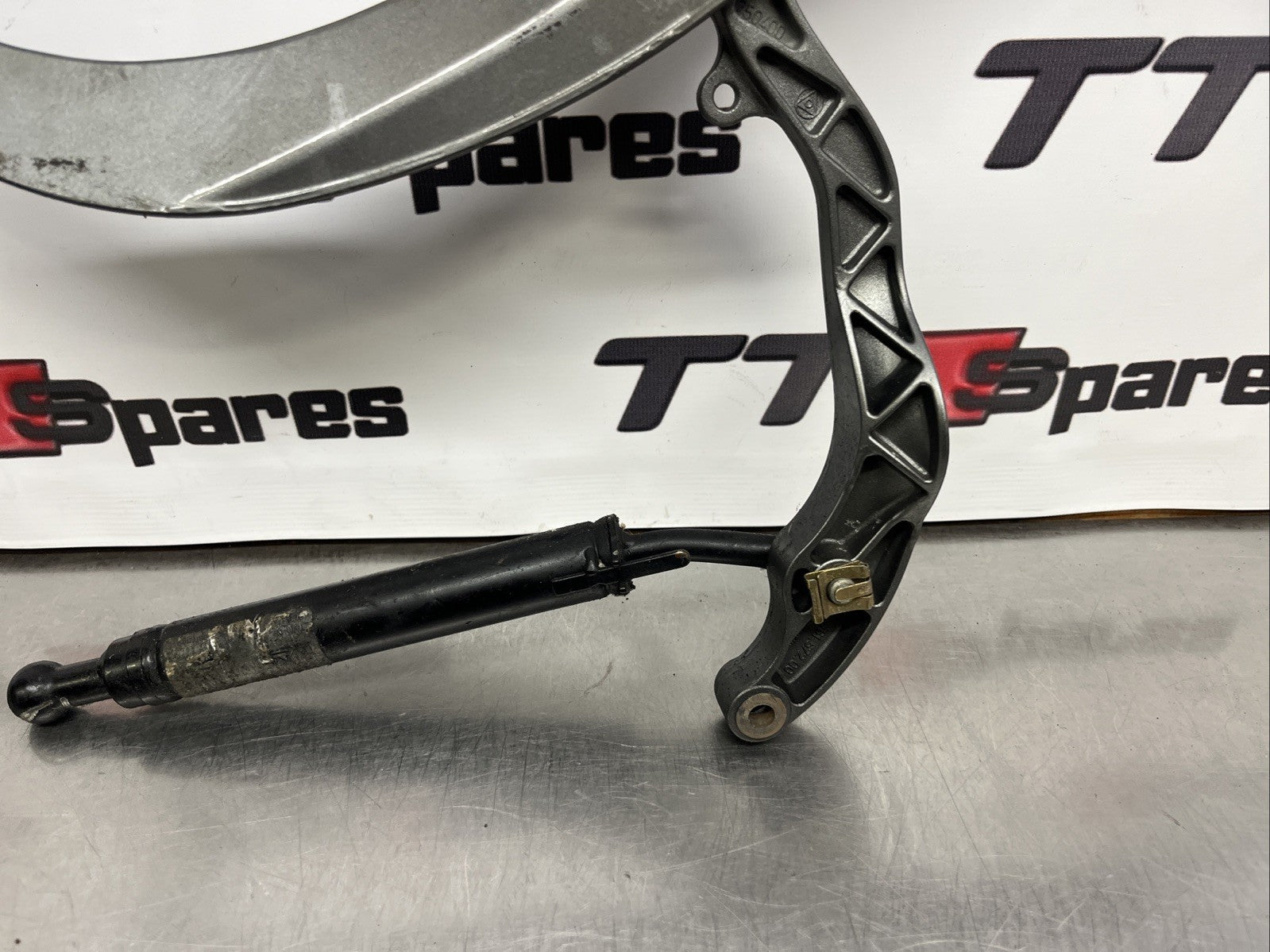 Porsche Boxster 987 roof lid / clamshell top hinge lever arm Drivers side (OS)