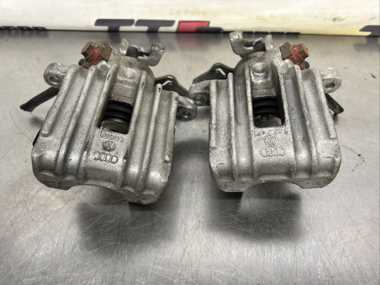 Audi TT Mk1 8N, 180bhp NONE VENTED 256mm Rear Calipers Very Little Use