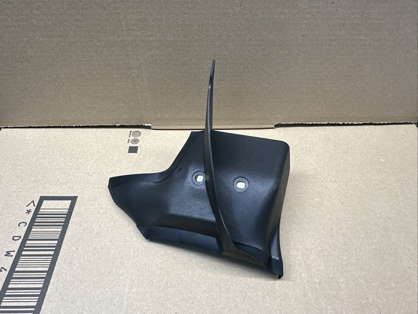  8N0853172B Audi TT Mk1 Quattro 2004 Drivers Side Outer A Pillar Cover Trim