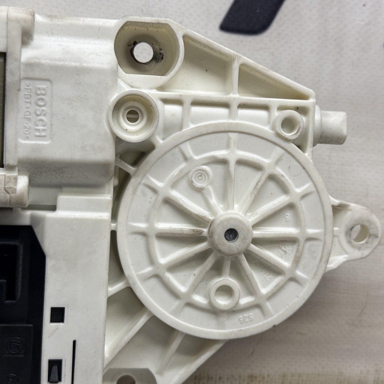 AUDI TT MK2 06-14 CONVERTIBLE/ROADSTER RIGHT  WINDOW MOTOR 8J7959801C