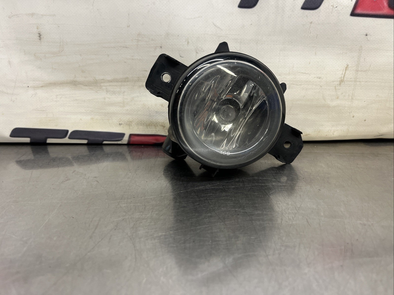 BMW X5 FOG LAMP FRONT RIGHT 89206142 E70 2007
