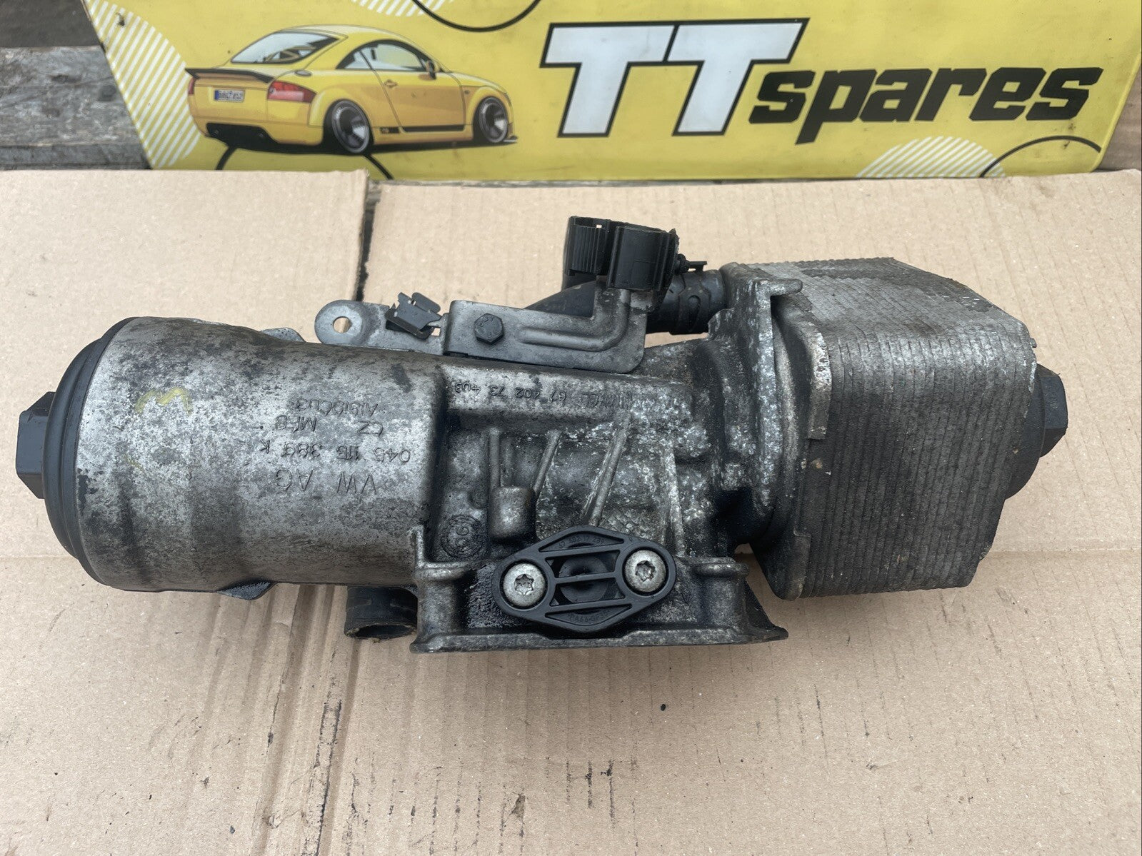 VW AUDI SEAT SKODA OEM OIL COOLER USED 045115389K