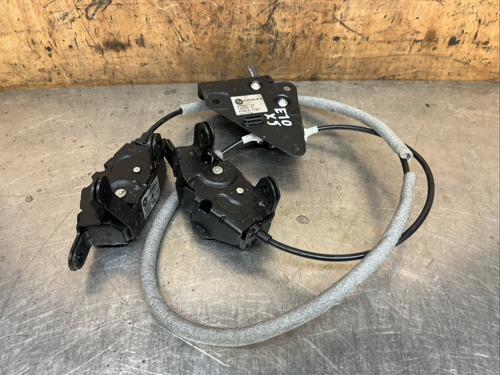 2010-2013 BMW X5 Bootlid/Tailgate Lock 975827-104