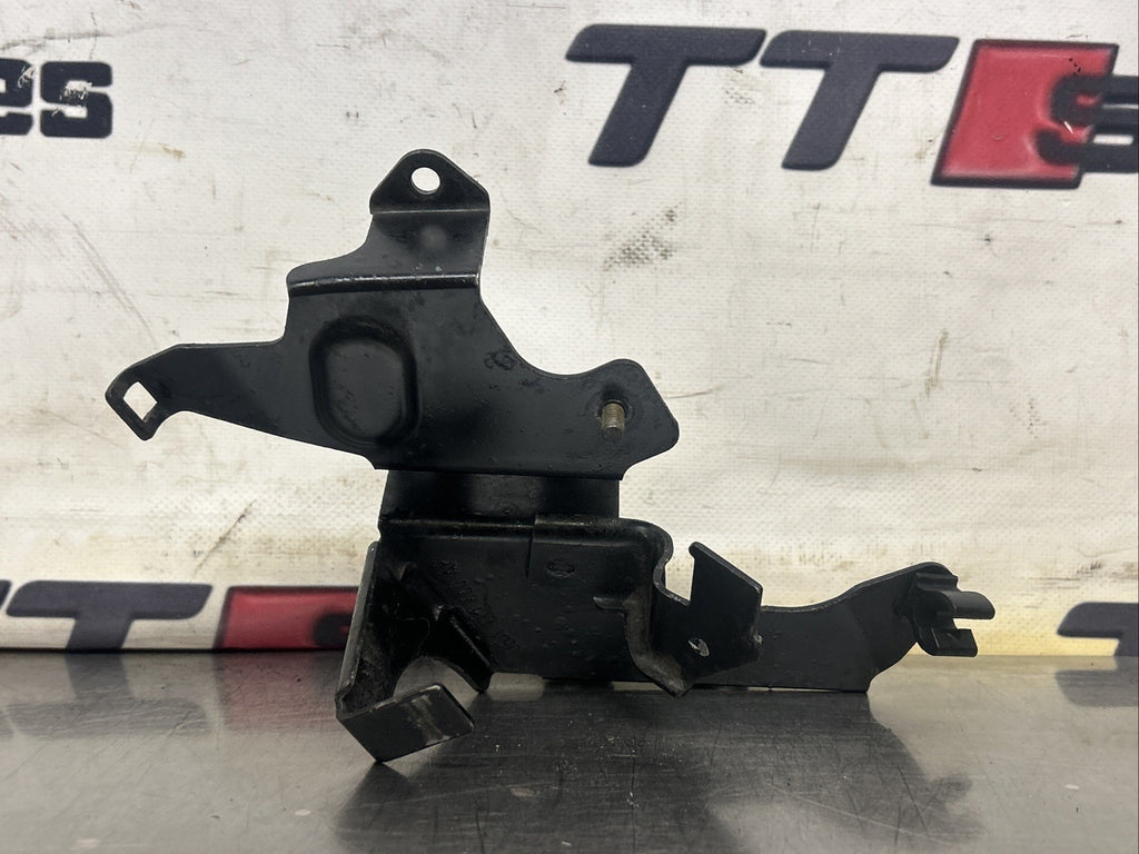 Audi S3 8L TT 8N 1.8T APX Vacuum Reservoir Mount Bracket  06A133431H