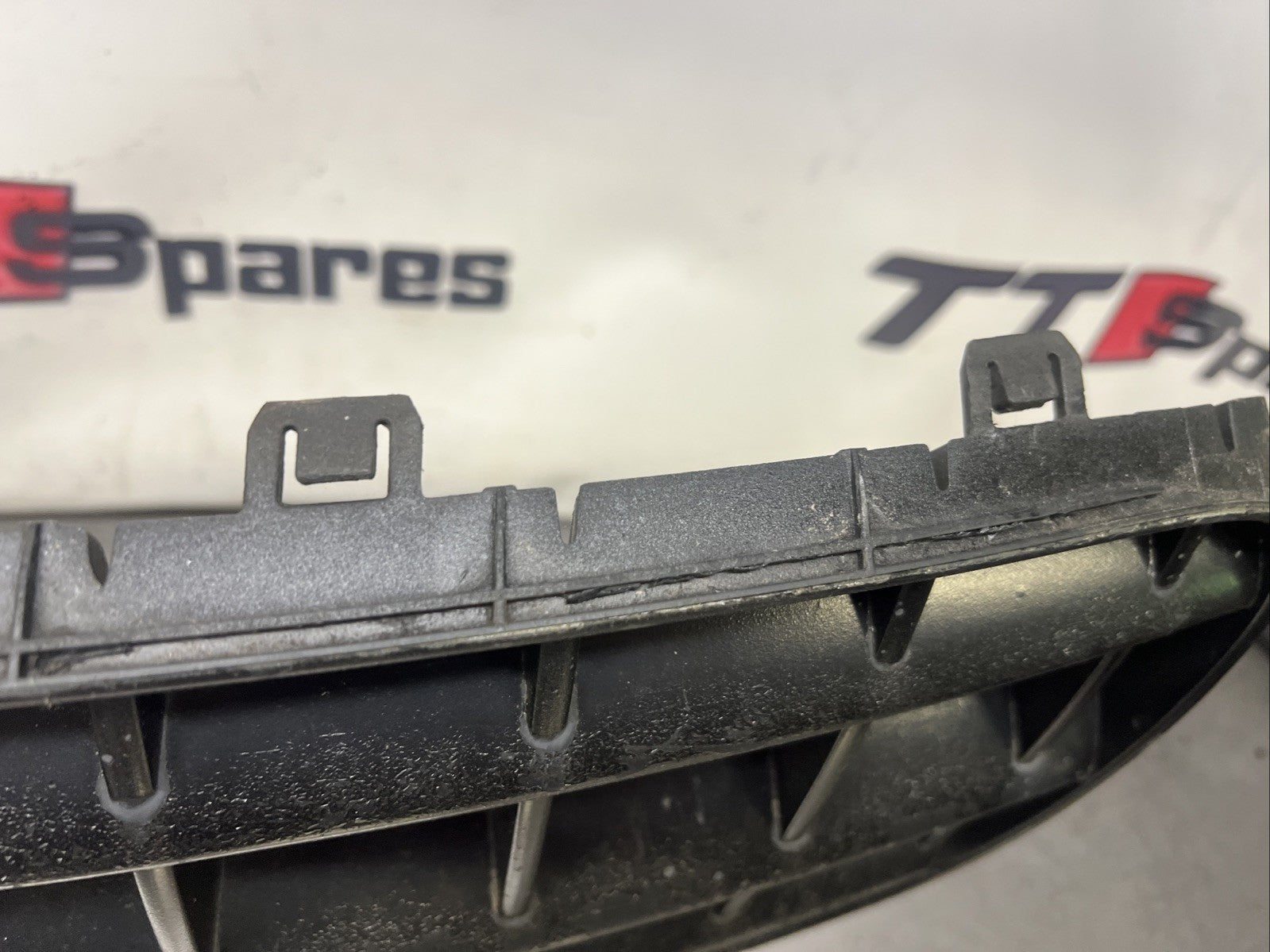 Genuine Audi TT Mk1 8N 99-06 Quattro Badge 3 slat V6 Grille bumper