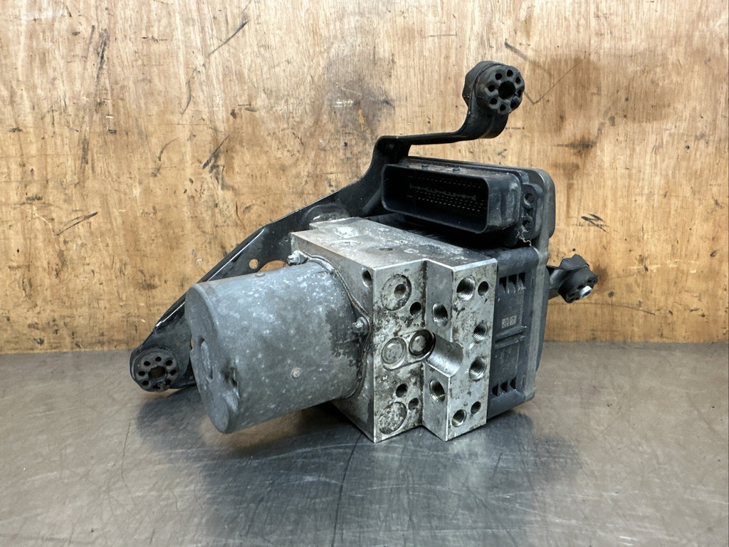 6793492 BMW X5 X6 E70 E71 ABS CONTROL UNIT MODULE PUMP 6793488