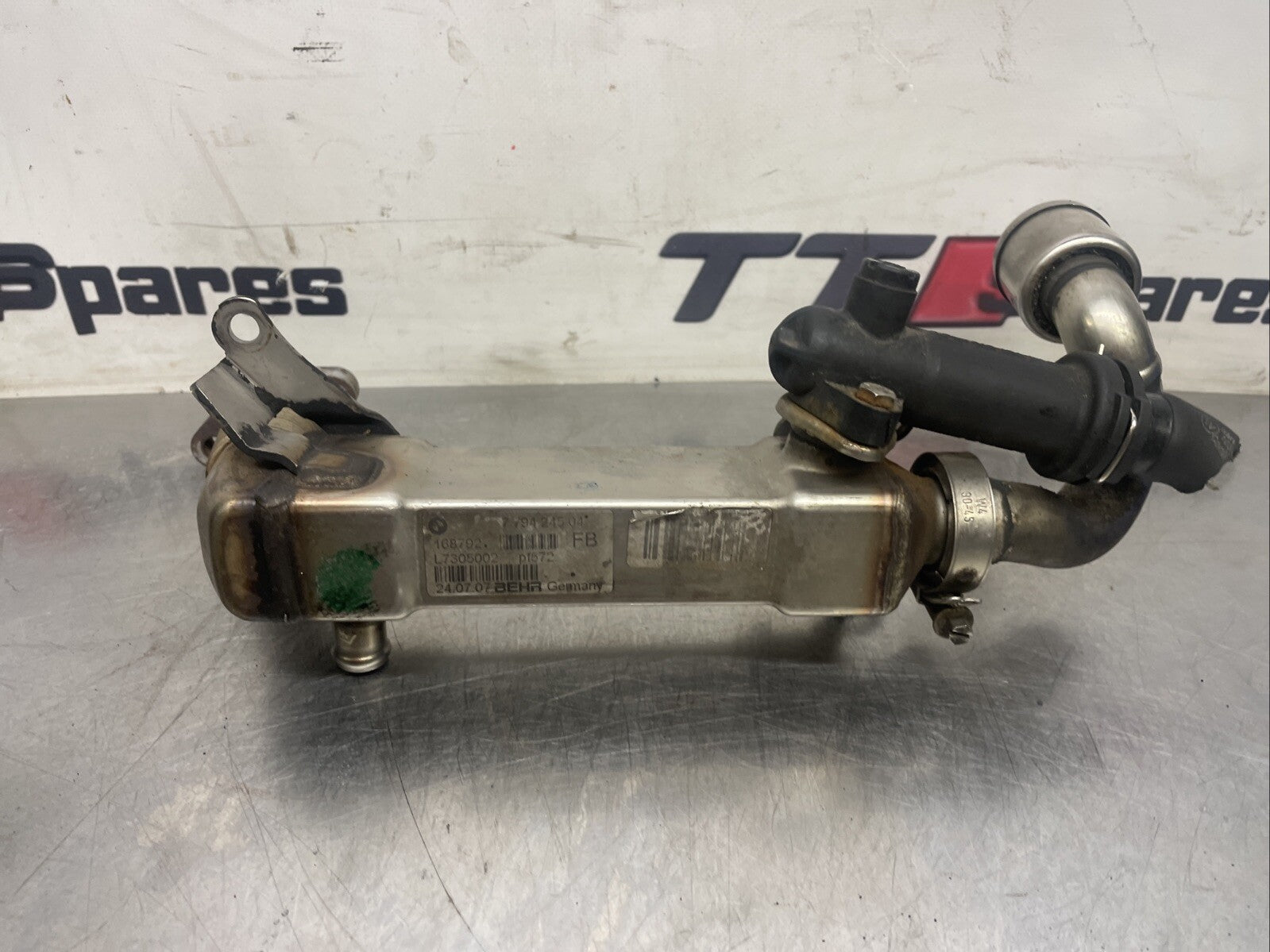 BMW 3 E90 E91 2007 Diesel EGR valve cooler L7305002 FRC92803