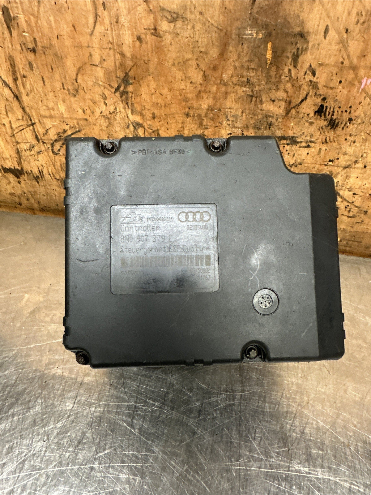 Audi TT S3 8N ABS Pump Controller ECU Control Unit 8N0614517A 8N0907379E