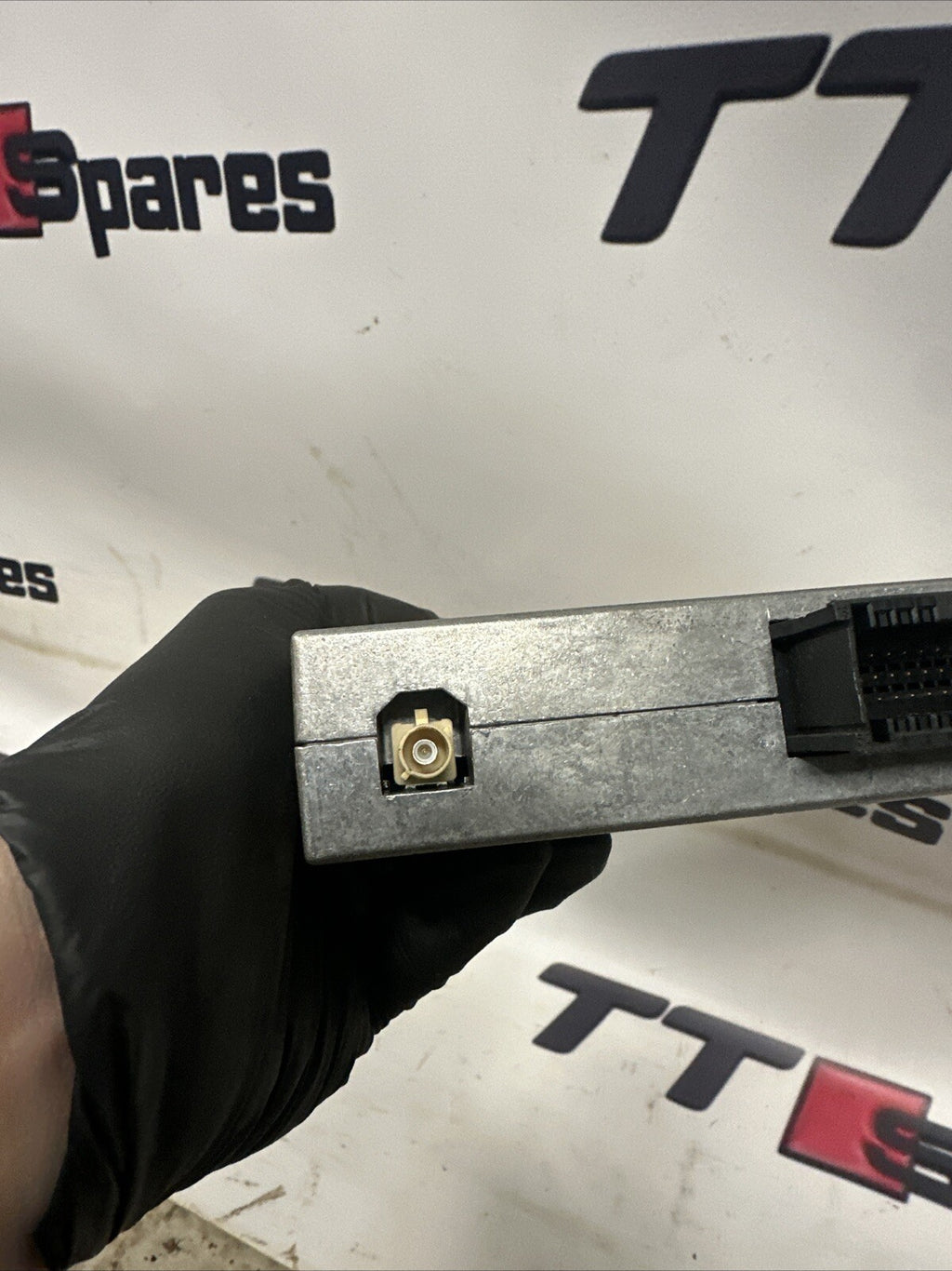 AUDI A4 A3 TT R8 BLUETOOTH INTERFACE BOX UNIT MODULE MMI 8P0862335M 8P1862335A
