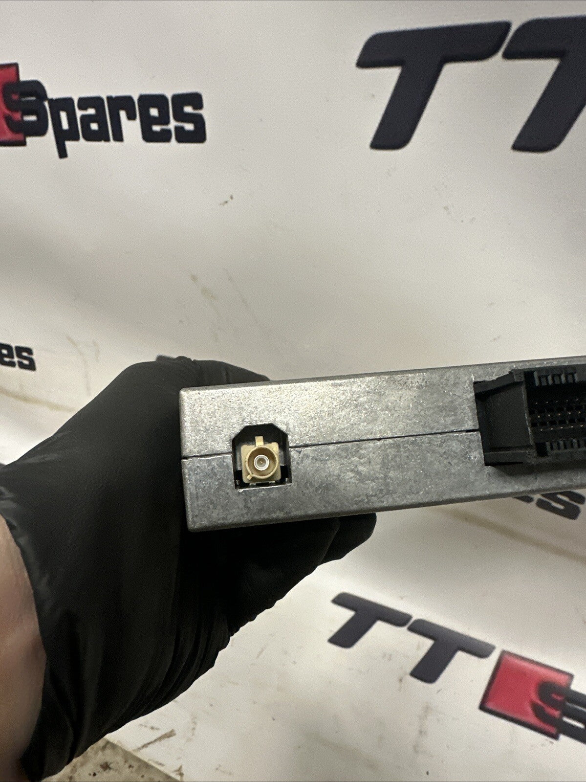 AUDI A4 A3 TT R8 BLUETOOTH INTERFACE BOX UNIT MODULE MMI 8P0862335M 8P1862335A