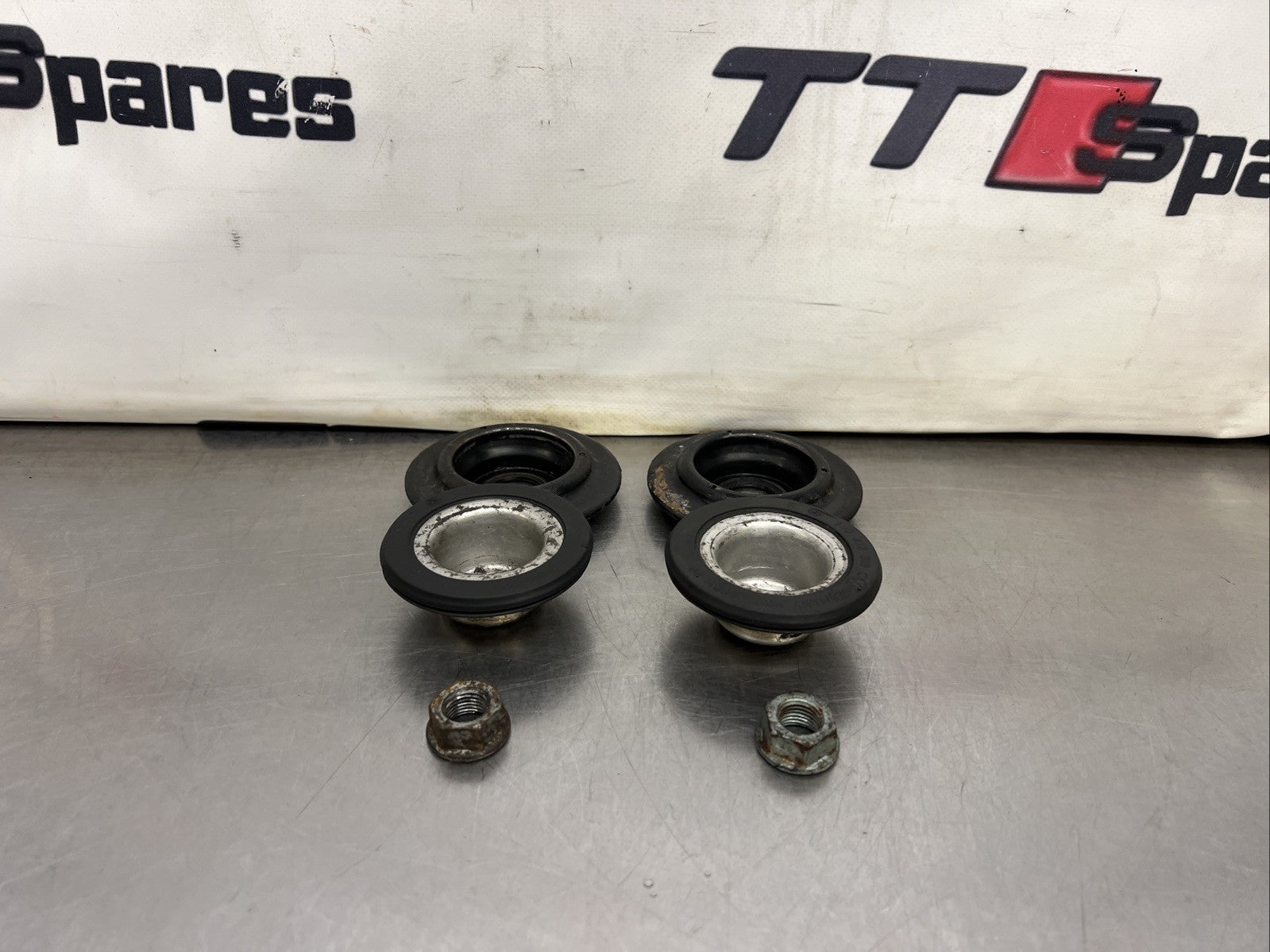 AUDI TT MK1 FRONT SUSPENSION CUPS TOP STRUT SUPPORT MOUNT CUPS 1J0412319