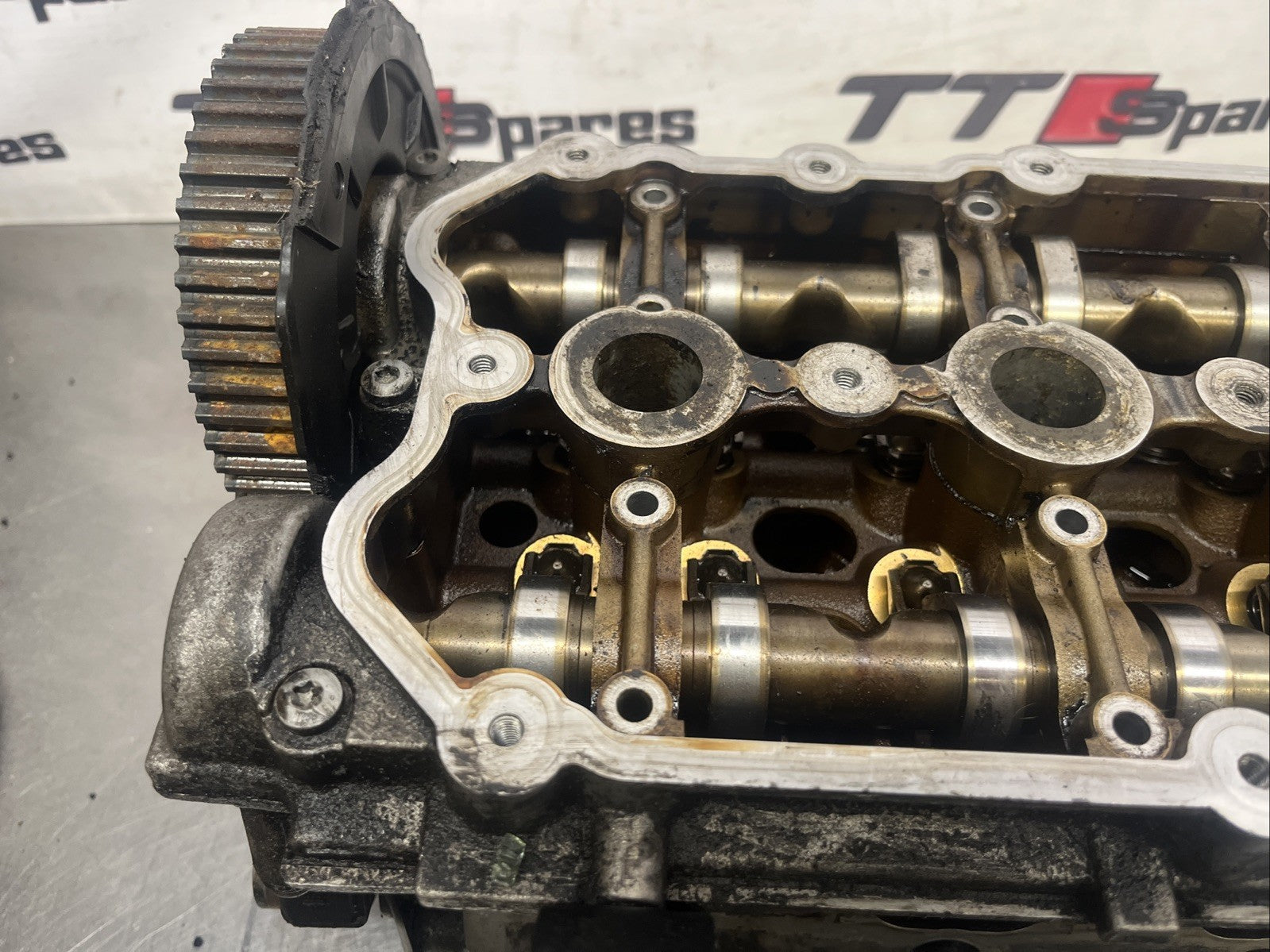 2.0 TFSI BWA cylinder head 06F103373 With Cams Complete