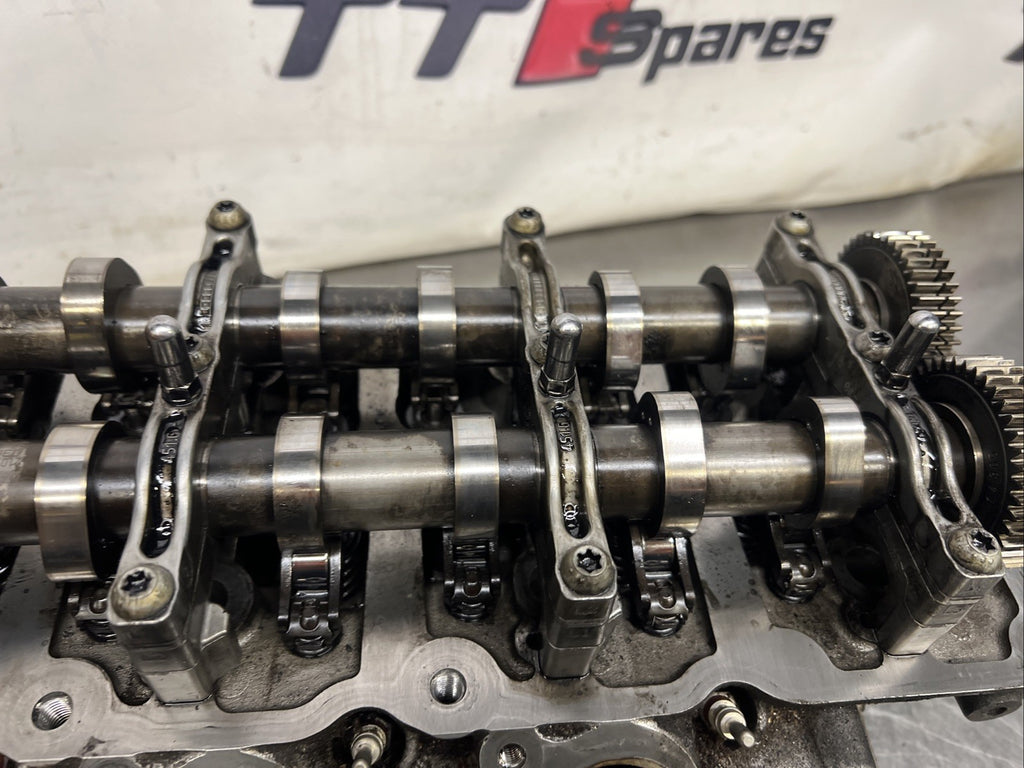 AUDI Q7 CYLINDER HEAD RIGHT SIDE 3.0 TDI / CRCA - CRC DIESEL MK1 4L 2014