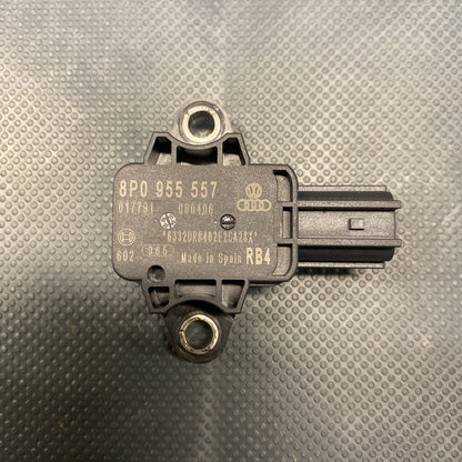 AUDI A4 B7 AIRBAG CRASH IMPACT SENSOR 8P0955557