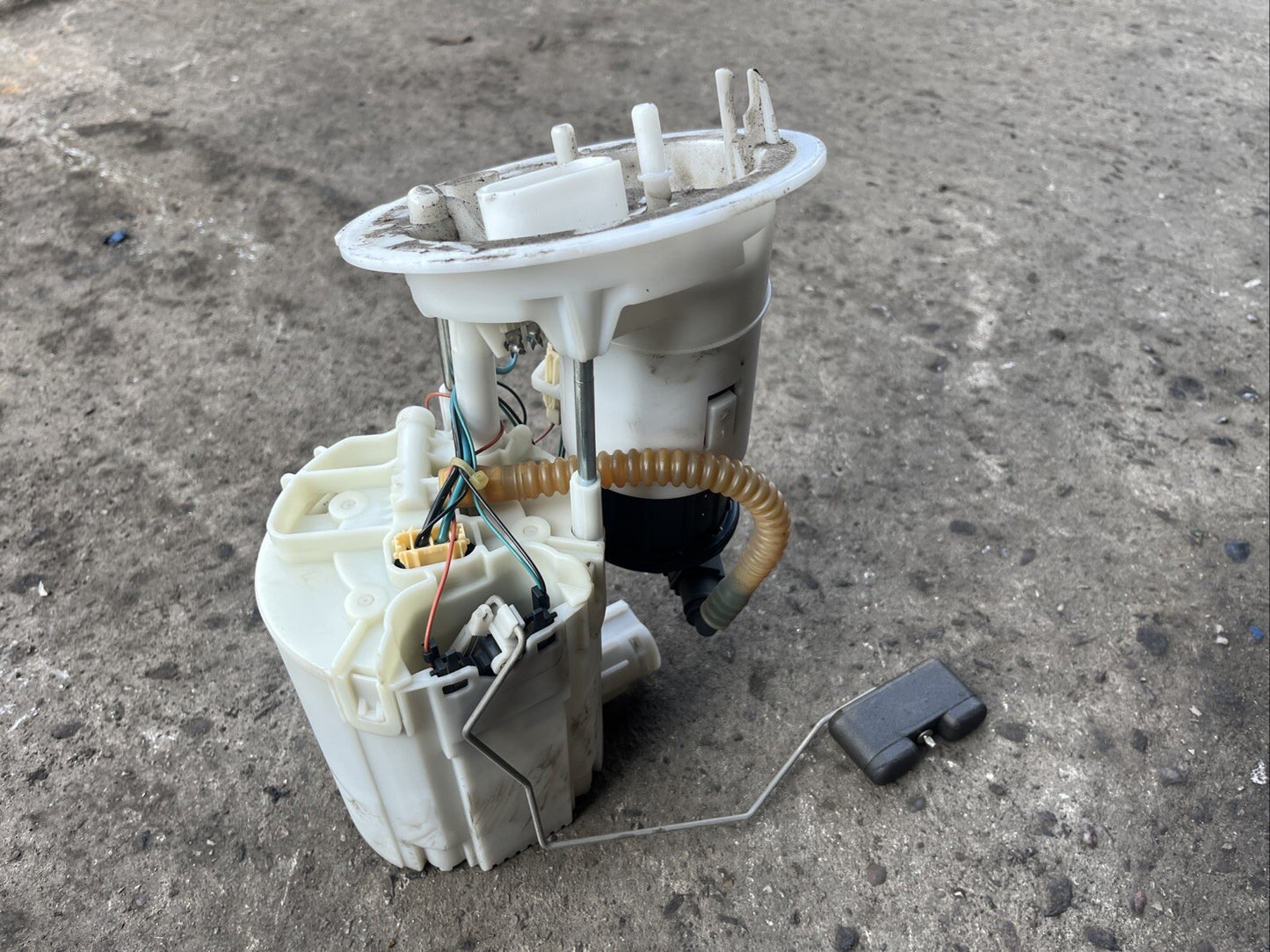 AUDI A5 MK1 8T 2007-2011 1.8TFSI PETROL FUEL PUMP IN TANK SENDING UNIT 8K0919051