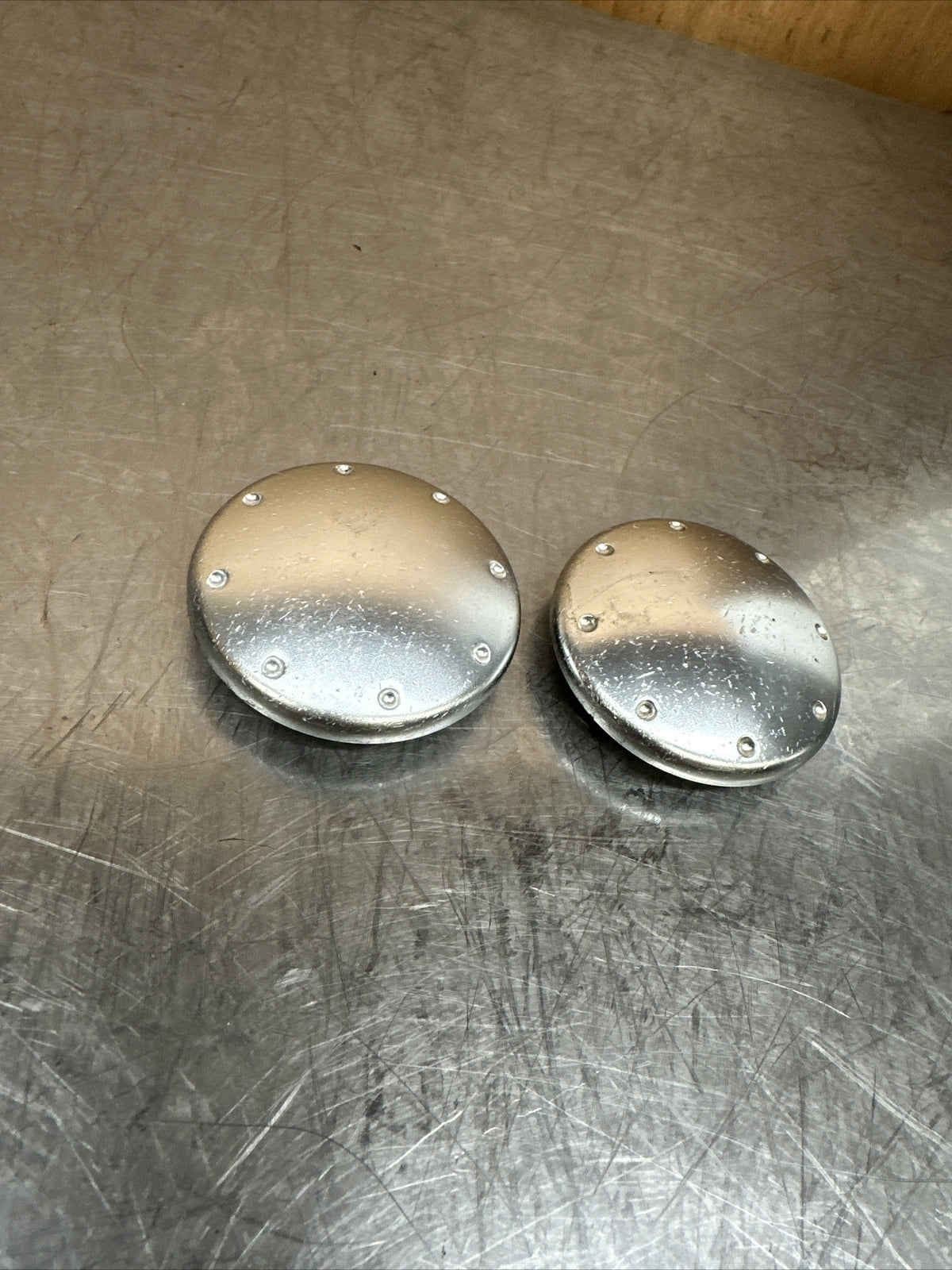 AUDI TT MK1 ALUMINIUM INTERIOR DOOR HANDLE TRIM COVER CAP PAIR Scuffed