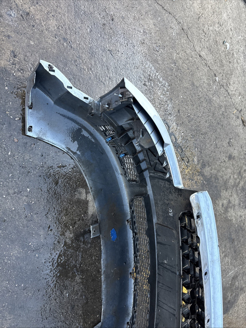 Genuine Audi TT Mk1 8N Front Bumper LY7J Avus Silver *225bhp*98-06