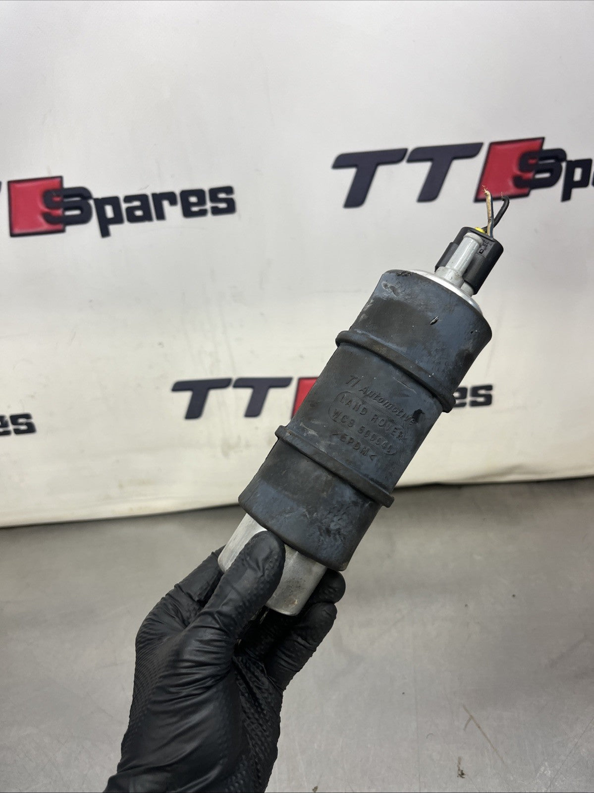 RANGE ROVER L322 ELECTRIC FUEL FILTER HEATER COOLER UNIT WCS500040