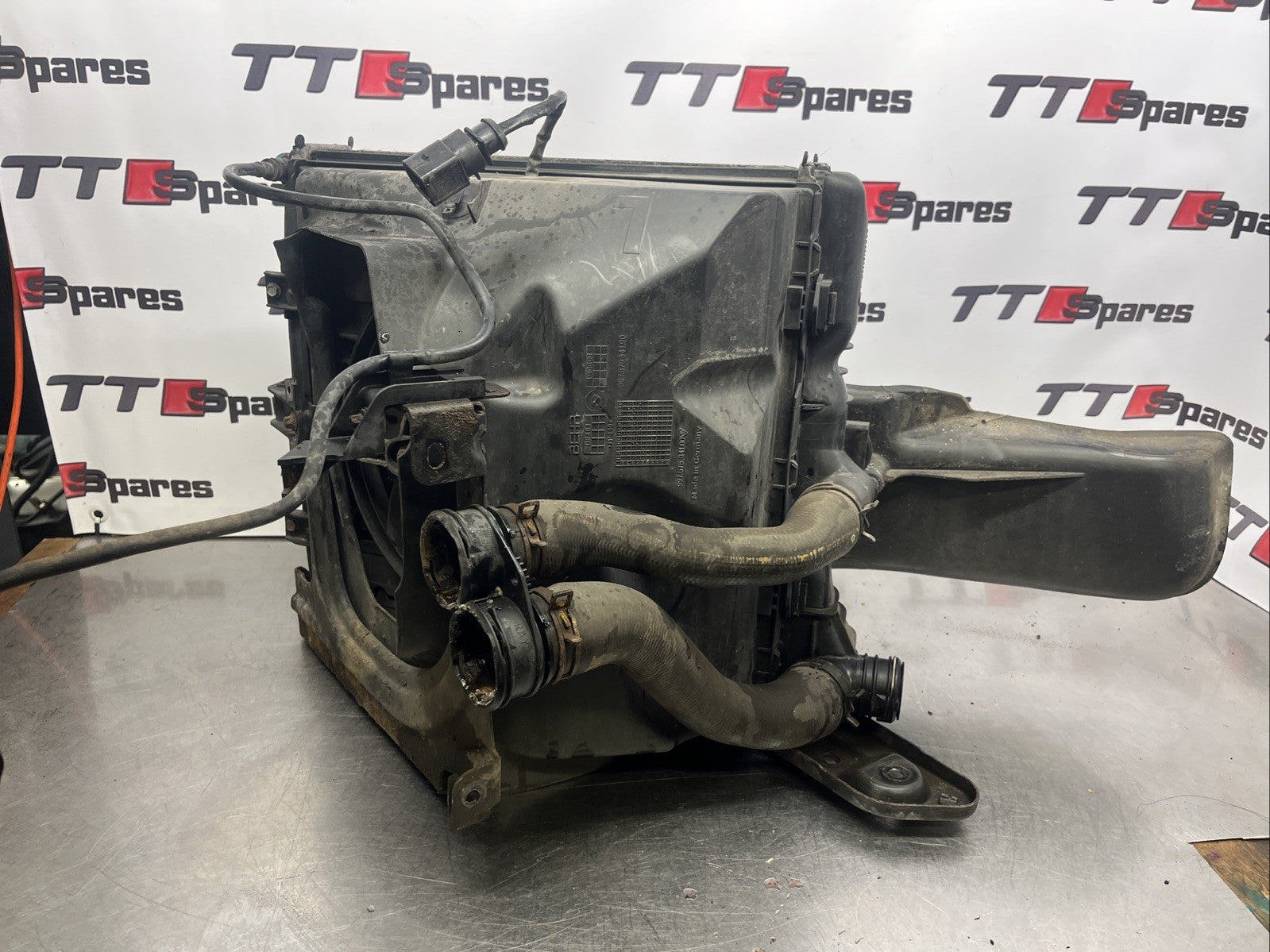 Porsche Cayman 987 Radiator  Cooling Fan 99757534100 Full Complete Unit
