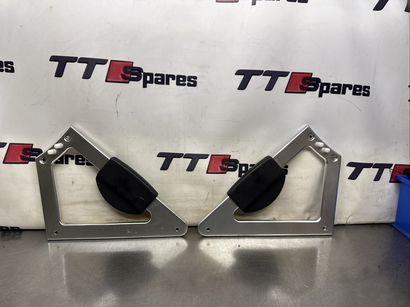 Audi TT Mk1 98-06 8N Interior Centre Console Grab Handle Knee Bars Pair