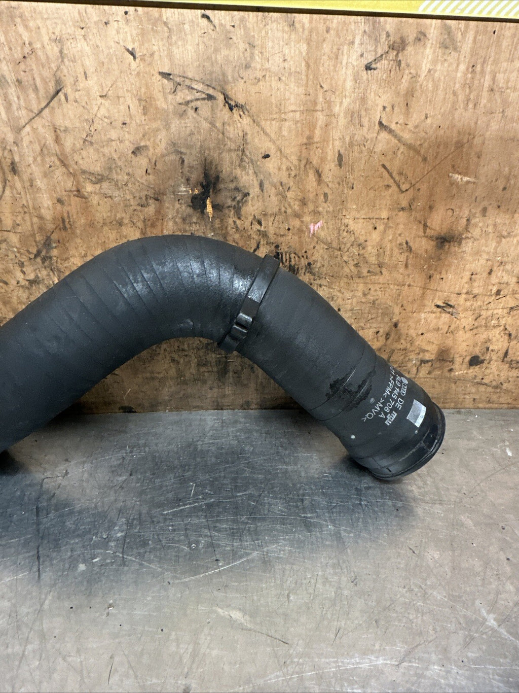 8L9145708A Audi TT 8n S3 8l 225 1.8t BAM APX APY AMK Boost Hose Pipe 