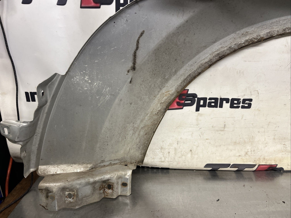 AUDI TT MK1 8N 98-06 OFF RIGHT SIDE FRONT WING Silver LY7W