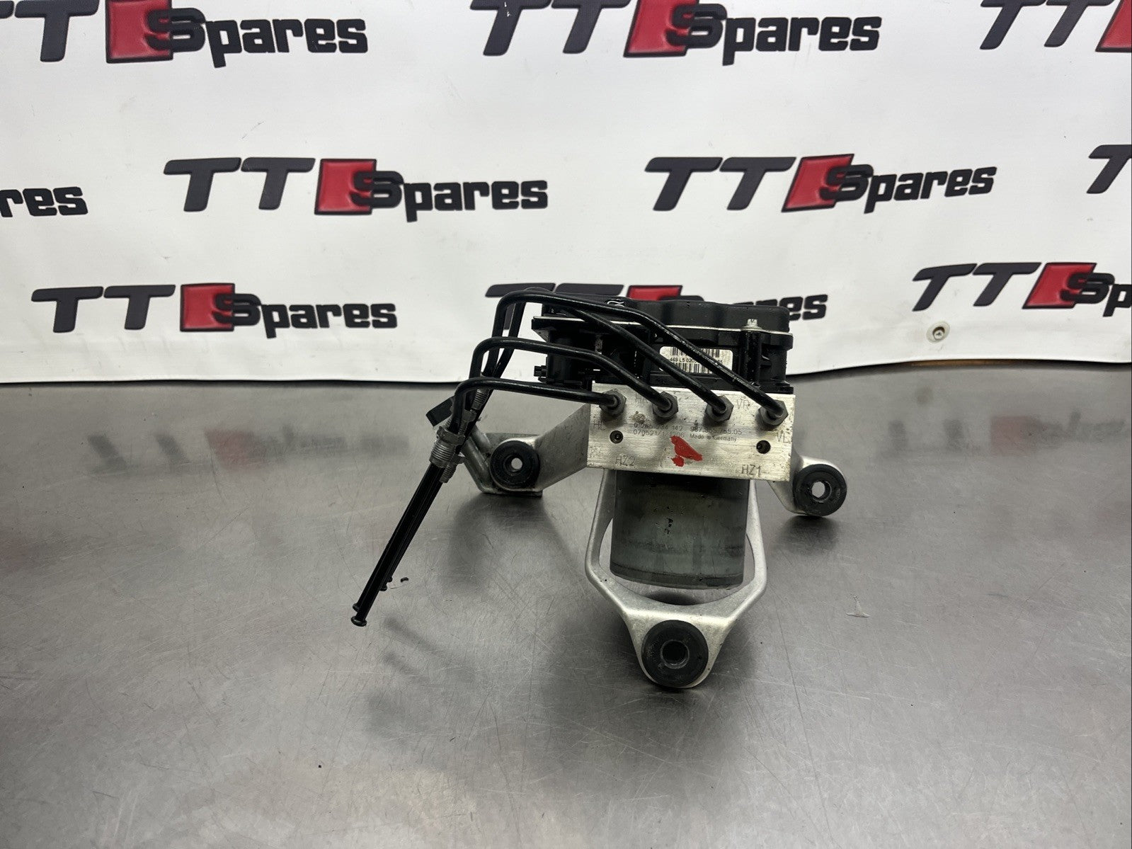 PORSCHE BOXSTER 2005 Mk2 987 2.7 Petrol ABS Pump 98735575505 