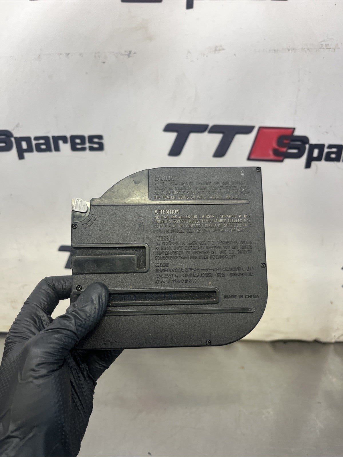 Audi TT Mk1 6 Disc Cassette Insert Oem Genuine 99-05