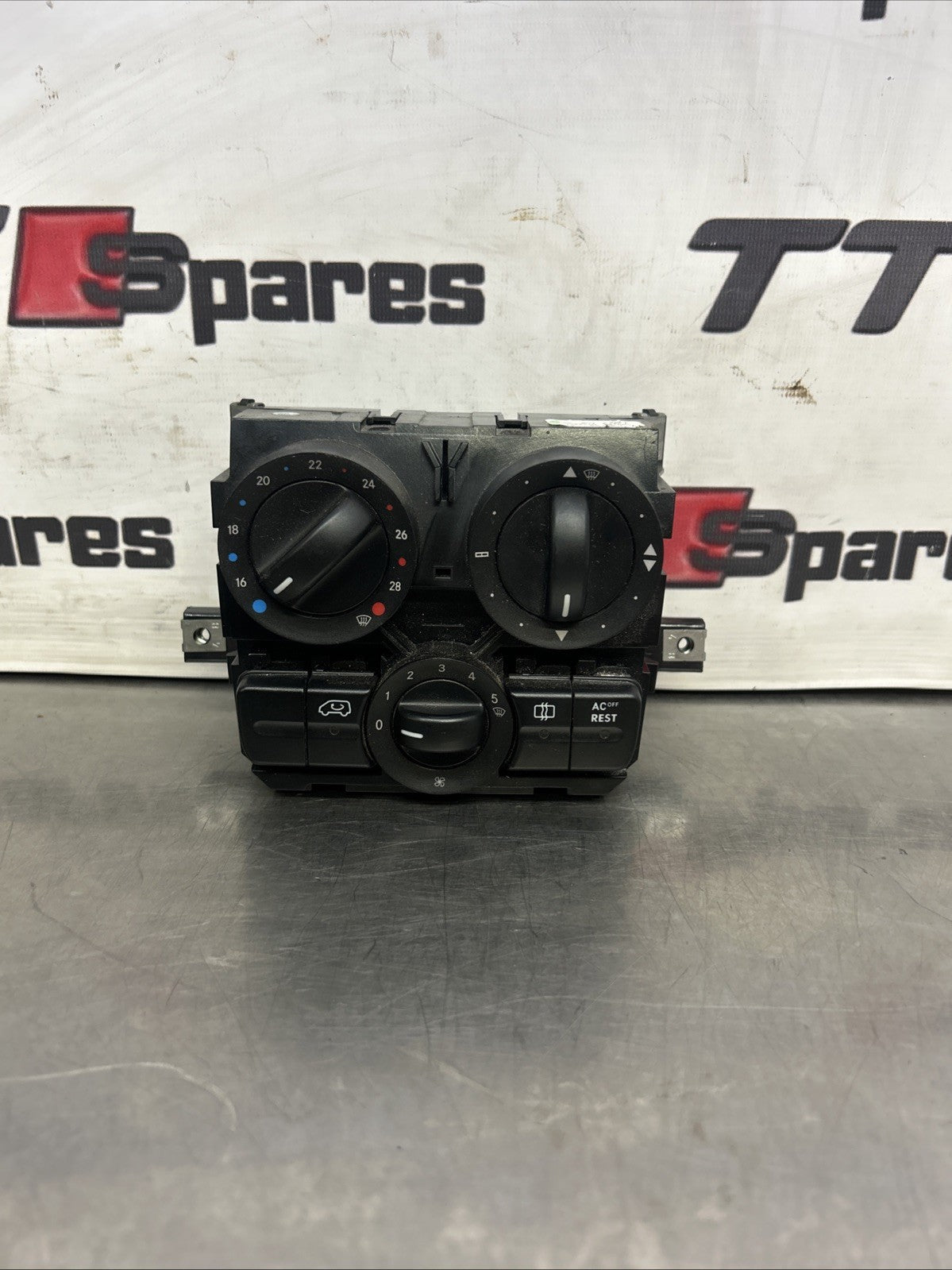 A/C Climate Control Panel Mercedes VITO A6398301985KZ A6394420205KZ