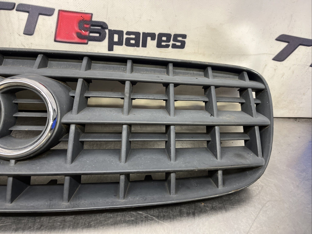 Genuine Audi TT Mk1 8N 99-06 Quattro Badge 3 slat V6 Grille bumper