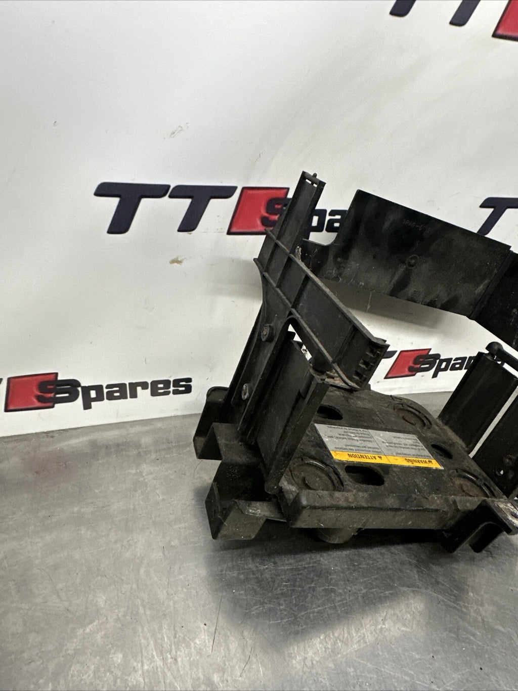 Audi TT Mk1 8N 1998-2006 Battery Mounting Tray Base Assemly