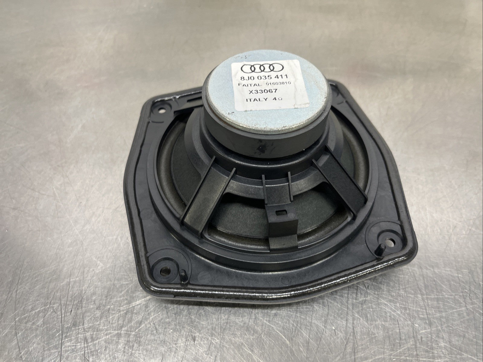 Audi TT 8J Mk2 Rear Quarter Panel Speaker 8J0035411