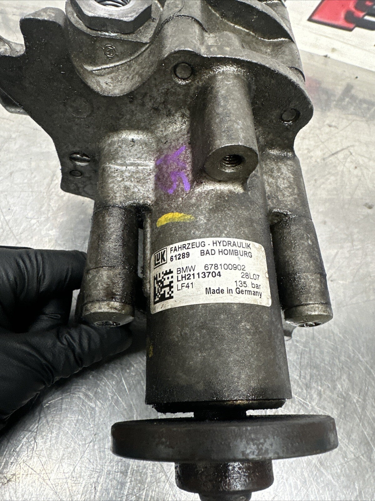 BMW X5 X6 POWER STEERING PUMP 678100902 / LH2114244