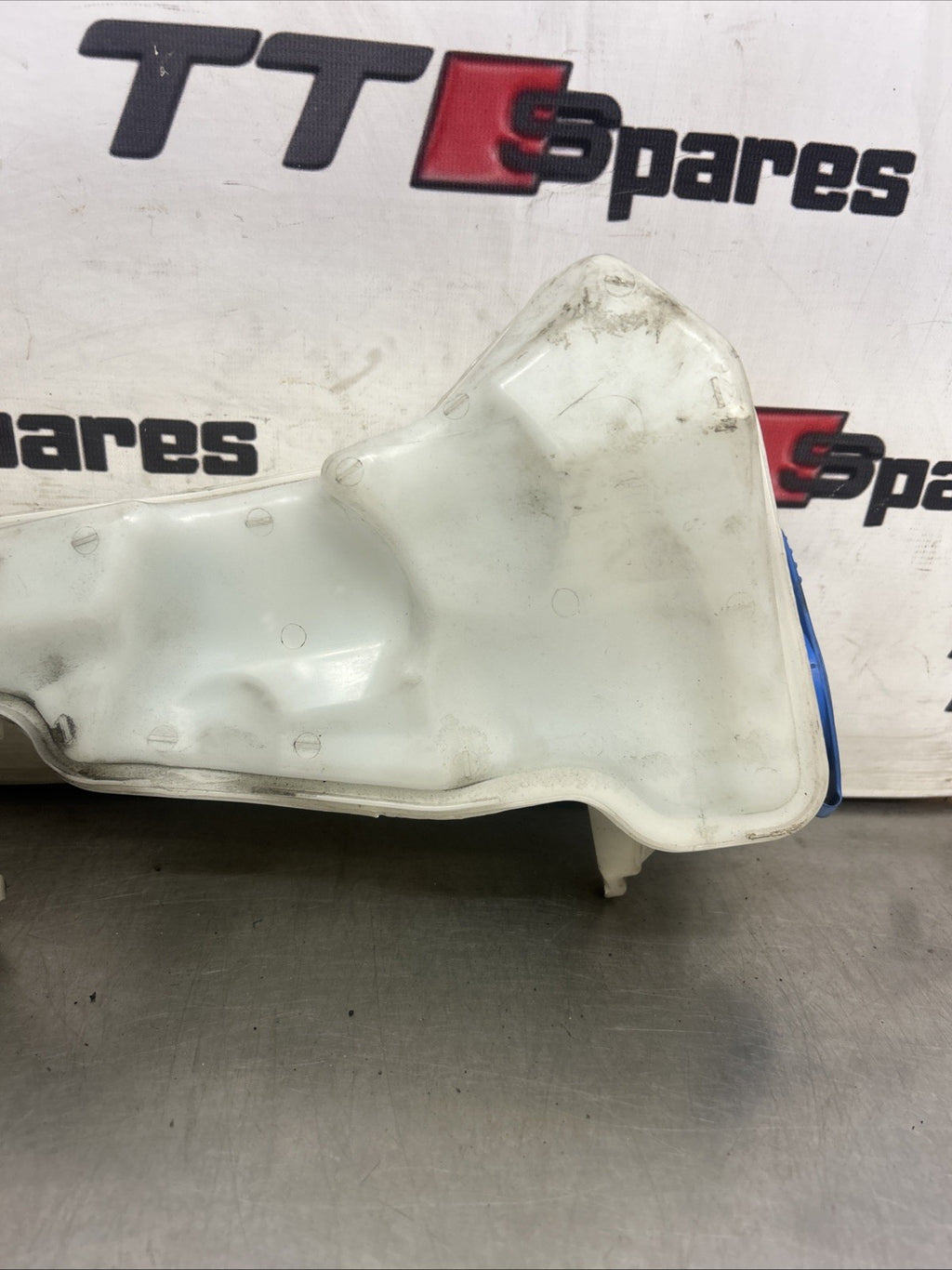 13-20 VOLKSWAGEN AUDI SEAT SKODA WINDSCREEN WASHER TANK RESERVOIR 5Q0955449AK