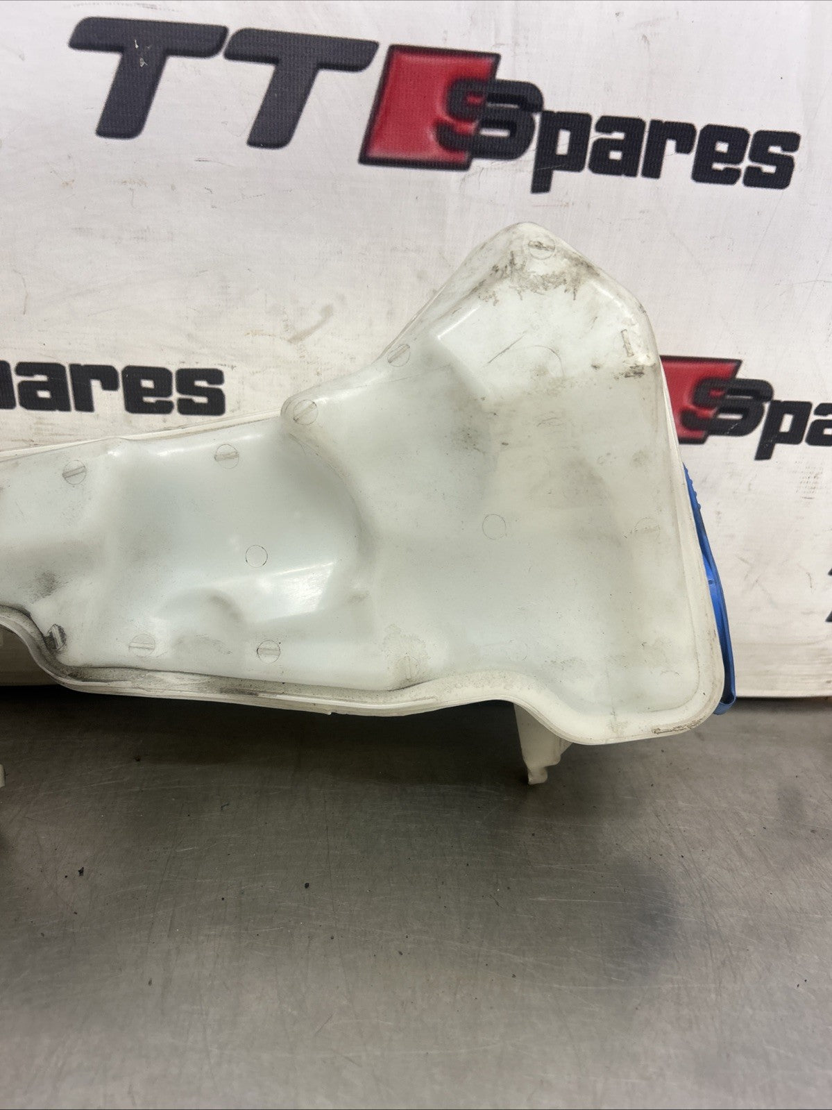 13-20 VOLKSWAGEN AUDI SEAT SKODA WINDSCREEN WASHER TANK RESERVOIR 5Q0955449AK