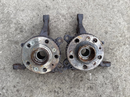 VW Golf MK3 GTI VR6 Vento Corrado Front Pair Wheel Hubs Bearing Housing Genuine